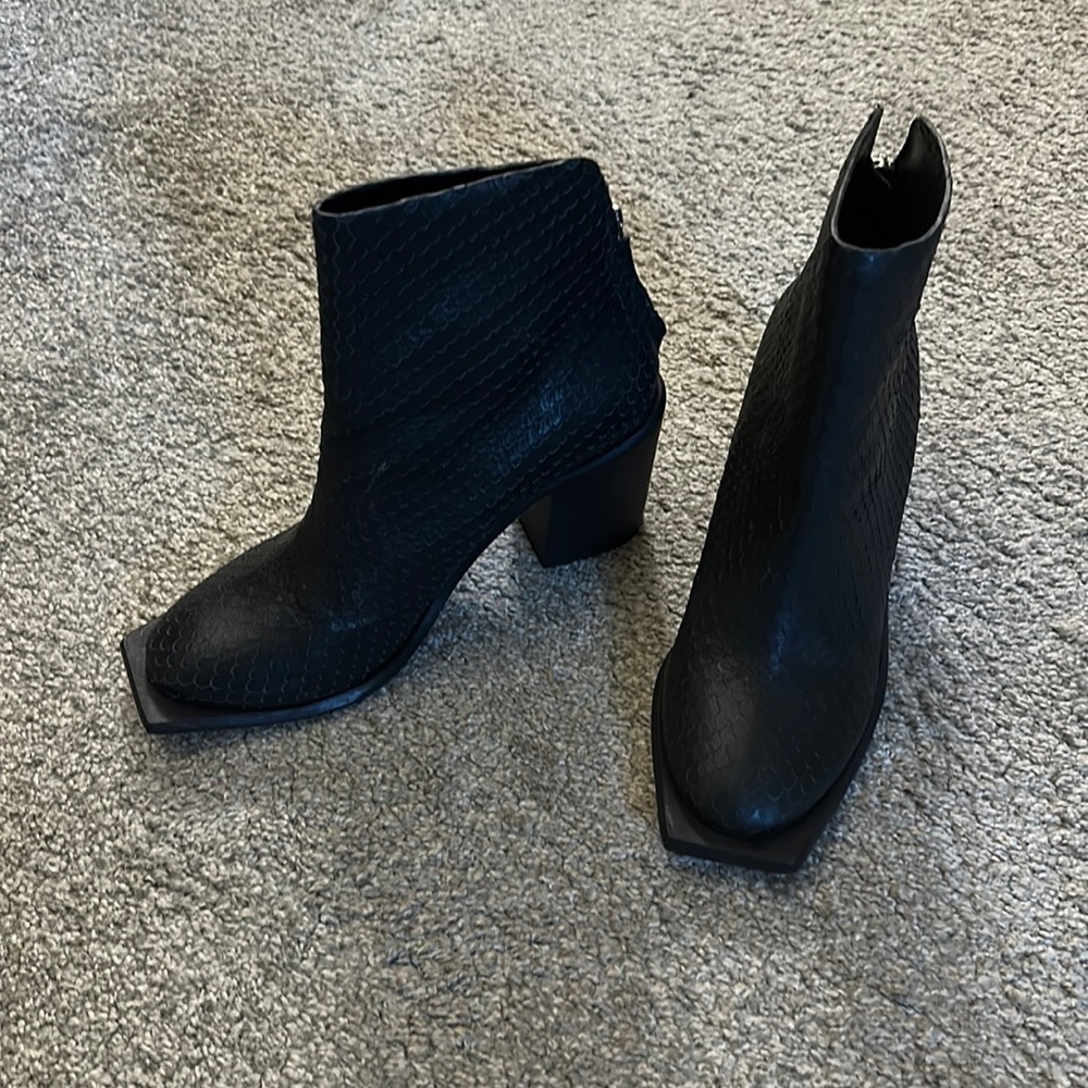 Barely worn great condition